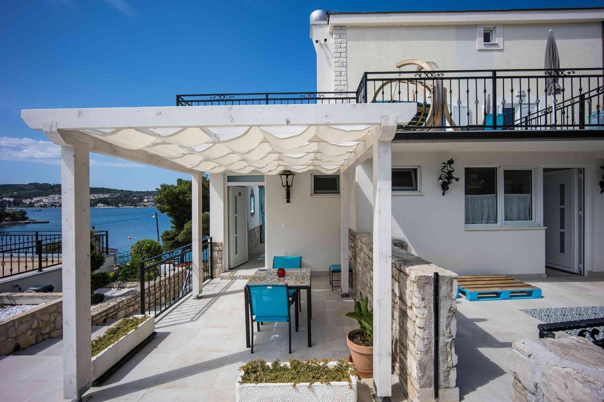 Boutique Guesthouse Sveti Petar, On The Beach, Heated Pool & Boat Berth - Adult Only Nečujam Habitación foto