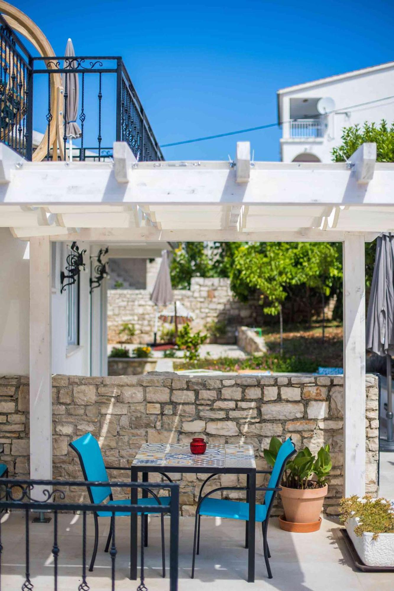 Boutique Guesthouse Sveti Petar, On The Beach, Heated Pool & Boat Berth - Adult Only Nečujam Exterior foto