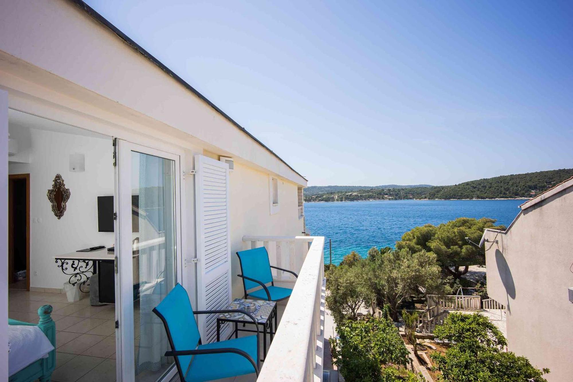 Boutique Guesthouse Sveti Petar, On The Beach, Heated Pool & Boat Berth - Adult Only Nečujam Exterior foto