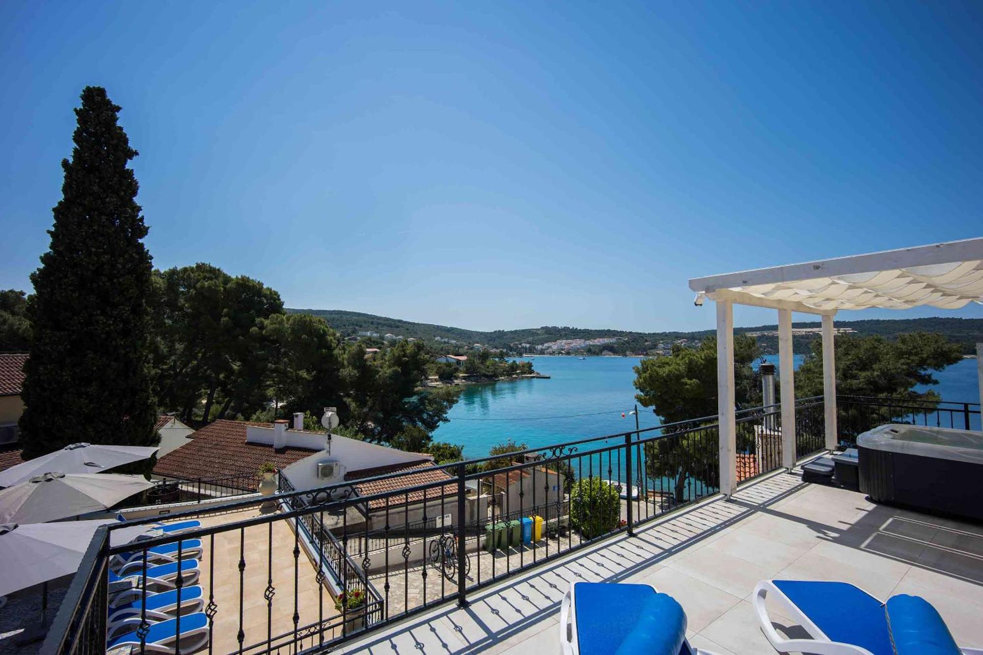 Boutique Guesthouse Sveti Petar, On The Beach, Heated Pool & Boat Berth - Adult Only Nečujam Exterior foto