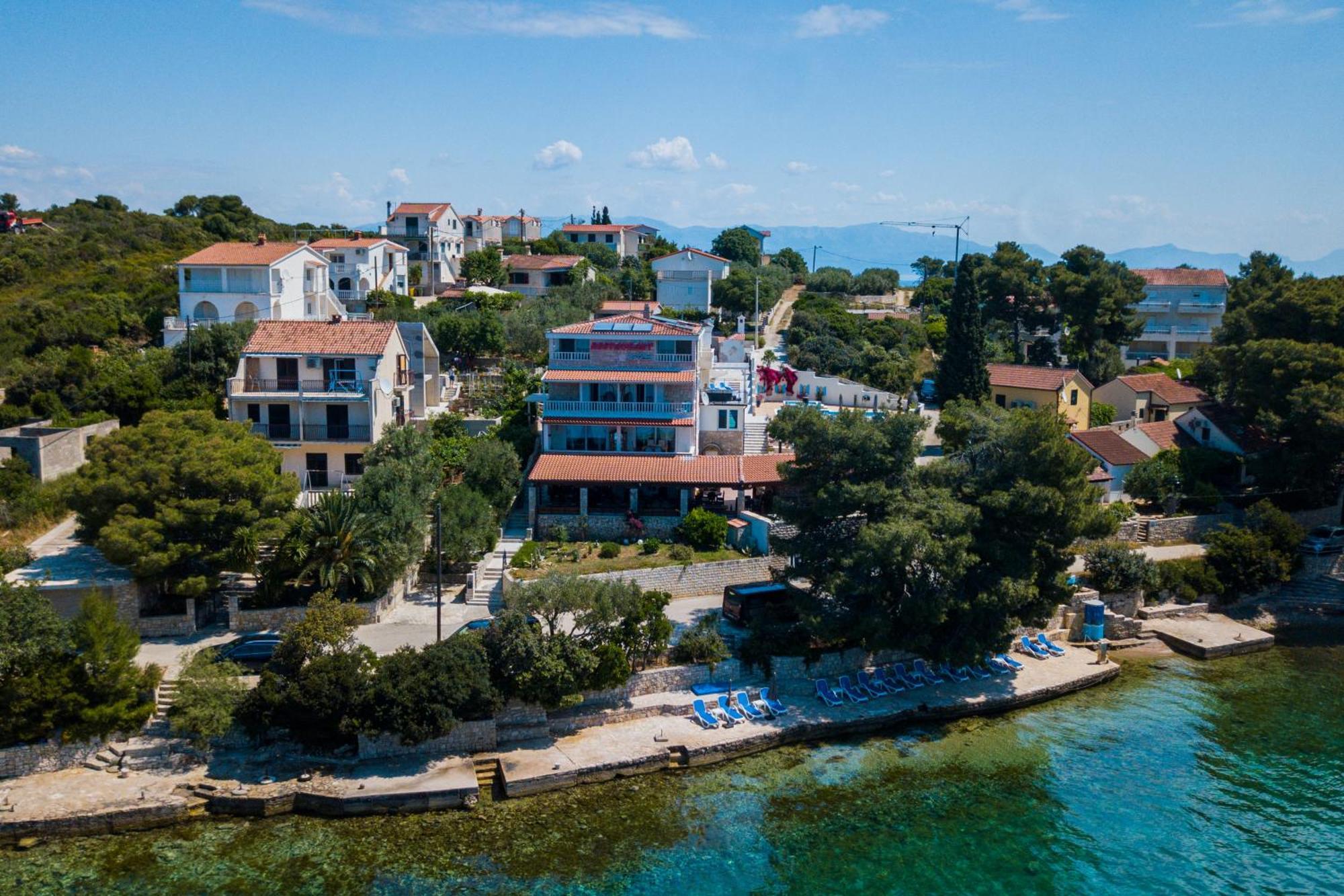Boutique Guesthouse Sveti Petar, On The Beach, Heated Pool & Boat Berth - Adult Only Nečujam Exterior foto